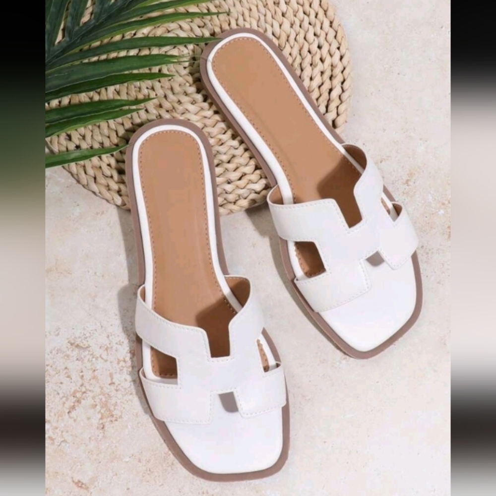 Women's Fashion Casual Comfy Round Toe Jelly Upper Slip On Flat Sandals